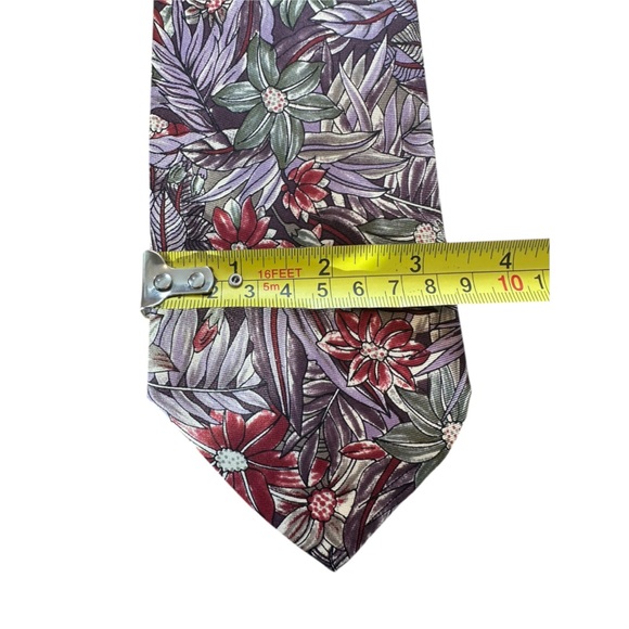 Vintage ISACO Italian 100% Silk Floral Tie Made Italy Botanical 3.5x56 Preppy - Picture 4 of 12